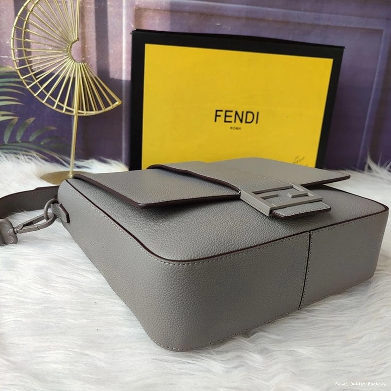 Affordable HOT Grey Leather In Cuoio Romano Baguette Medium Messenger Fendi 0822